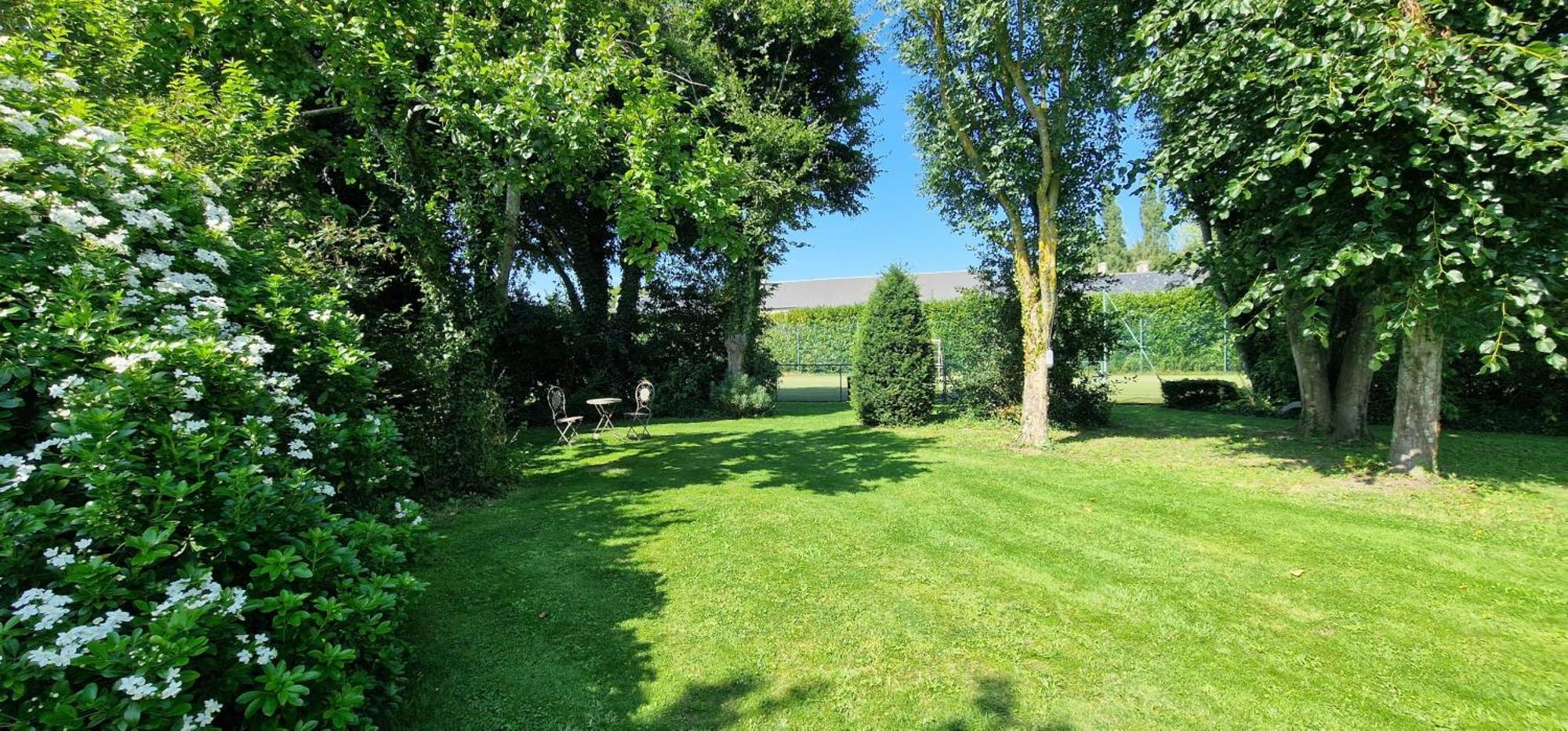 Charmant Logement Dans Un Ecrin De Verdure Le Manoir  Buitenkant foto